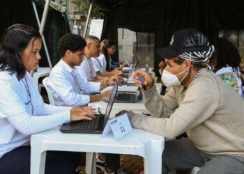 Cartórios de todo o Brasil fazem mutirão de registro civil esta semana