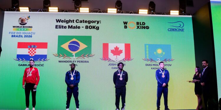 Brasil domina etapa da Copa do Mundo de boxe com 4 ouros e 5 pratas