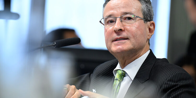 Senado confirma novo chefe da embaixada brasileira no Nepal — Senado Notícias