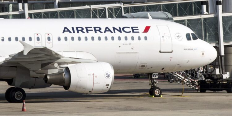 Justiça francesa condena Airbus e Air France por acidente de 2009