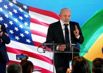 Lula e Trump orientam ministros a resolverem tarifas em 30 dias
