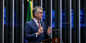 Laércio Oliveira comemora centenário do Hospital de Cirurgia de Aracajú — Senado Notícias