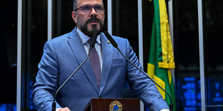 Alan Rick alerta para avanço da violência nas escolas após ataque no Acre — Senado Notícias