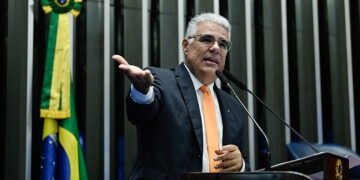 Girão elogia André Mendonça pela condução das investigações sobre o Banco Master — Senado Notícias