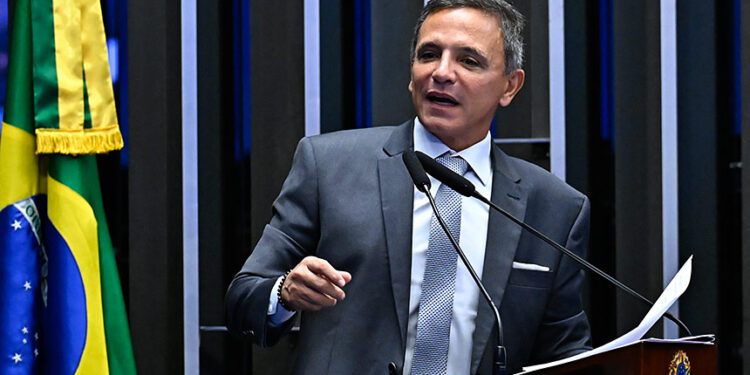 Bittar critica atuação de ONGs e políticas ambientais na Amazônia — Senado Notícias