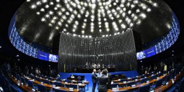 Senado aprova projeto de incentivo ao primeiro emprego para jovens