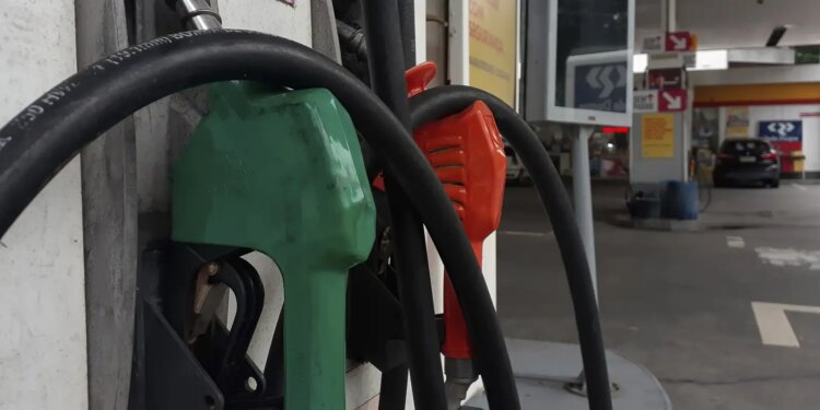 Postos de combustíveis têm mais 2 meses para operar sem estoque mínimo