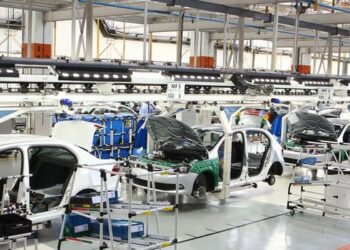 Lula defende indústria brasileira de carros na América Latina e África