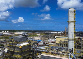 Refinarias da Petrobras operam com mais de 100% de capacidade; entenda