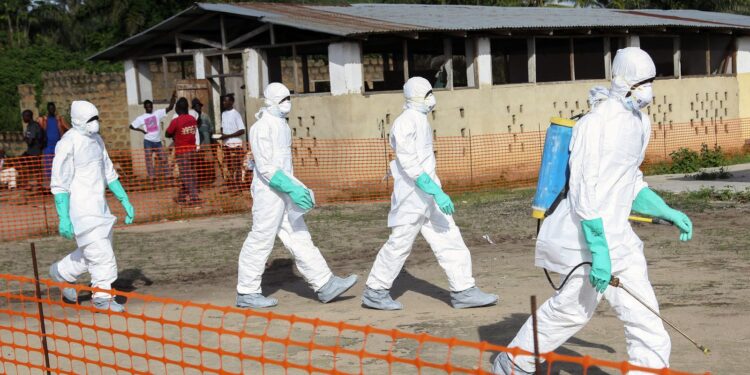 Voluntários brasileiros morrem no Congo devido a surto de Ebola
