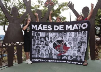 Mães de Maio propõem lei para enfrentar violência policial no país