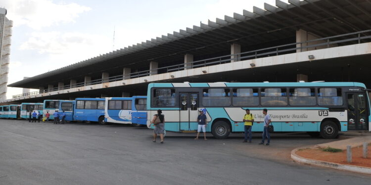 Marco legal do transporte público coletivo vai à sanção presidencial — Senado Notícias