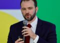 Desenrola 2.0 renegocia quase R$ 1 bilhão em dívidas, diz Durigan