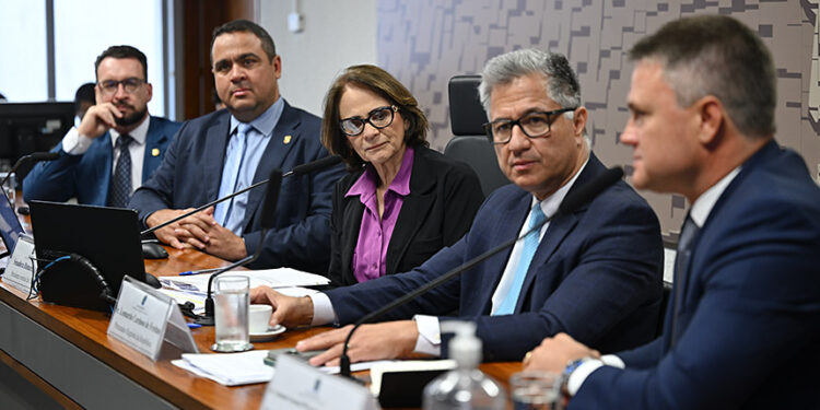 Tecnologias ameaçam proteção de vítimas e testemunhas, alertam debatedores — Senado Notícias