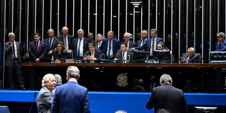 Senado aprova renegociação de dívidas do agro; projeto volta à Câmara — Senado Notícias