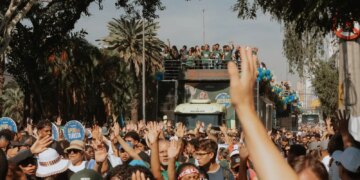 Marcha para Jesus reúne público evangélico no centro de São Paulo