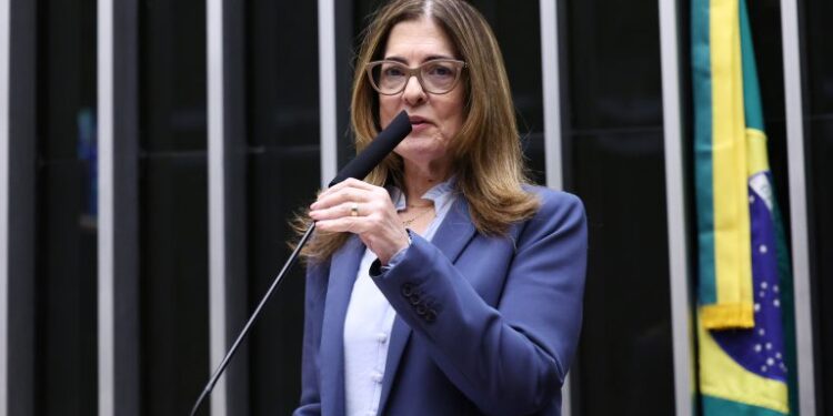 Comissão aprova criação de programa de proteção e controle populacional de cães e gatos – Notícias