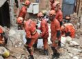 Imóvel desaba e mata duas meninas na Ilha do Governador, no Rio
