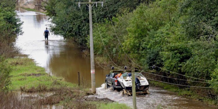 Defesa Civil alerta para chances de inundações no norte do RS