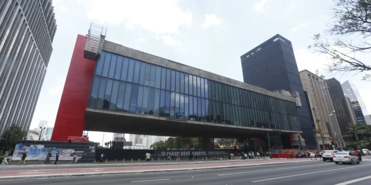 Masp oferece bolsas para programa de ensino artístico-cultural