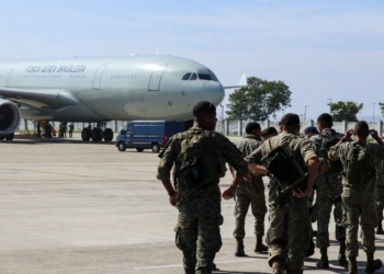 FAB envia militares e 18 toneladas de medicamentos para a Venezuela