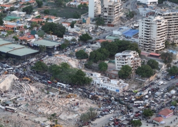 Número de mortos passa de 2 mil e Venezuela decreta luto de sete dias