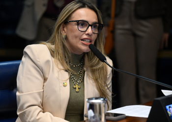 Lei cria banco de boas práticas para combater violência contra mulher — Senado Notícias