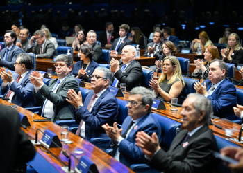 Senadores e juristas defendem fortalecimento da Justiça do Trabalho — Senado Notícias