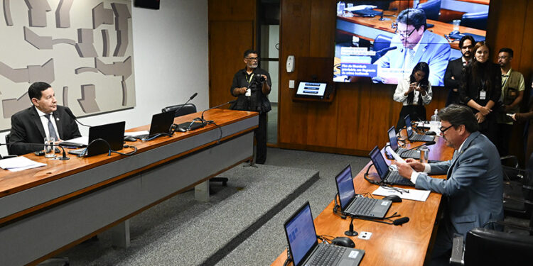 CSP aprova Estatuto da Vítima, que vai ao Plenário em regime de urgência — Senado Notícias