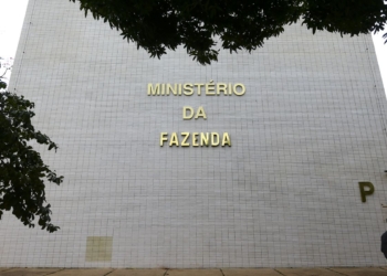 Governo deve recorrer ao STF sobre PEC de agentes de saúde