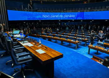 Entenda como funciona o sistema eletrônico das votações no Senado — Senado Notícias