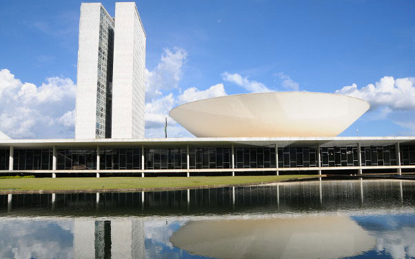 Projeto amplia acessibilidade de edifícios públicos federais
