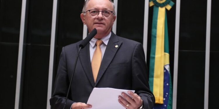 Comissão aprova gestão de riscos e desastres inclusiva para pessoas com deficiência – Notícias